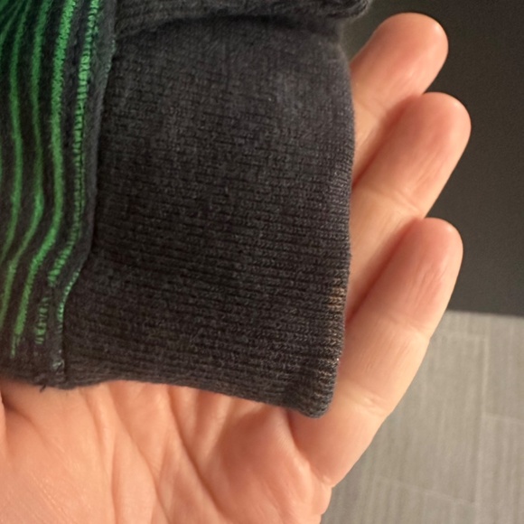 Lululemon avenue size 8 - Picture 7 of 8